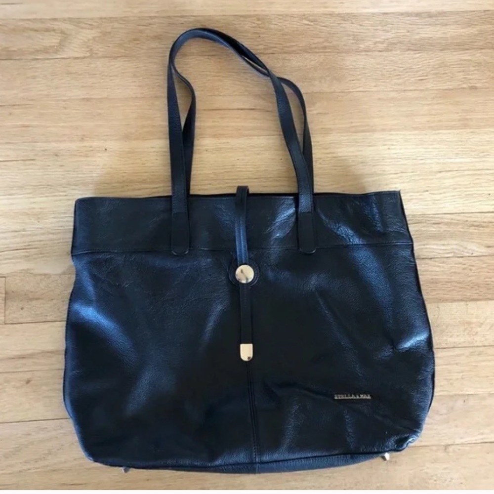 Stella & Max Black Leather zippered Tote Bag